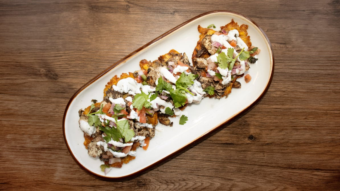 Zeke's Kitchen & Bar by null