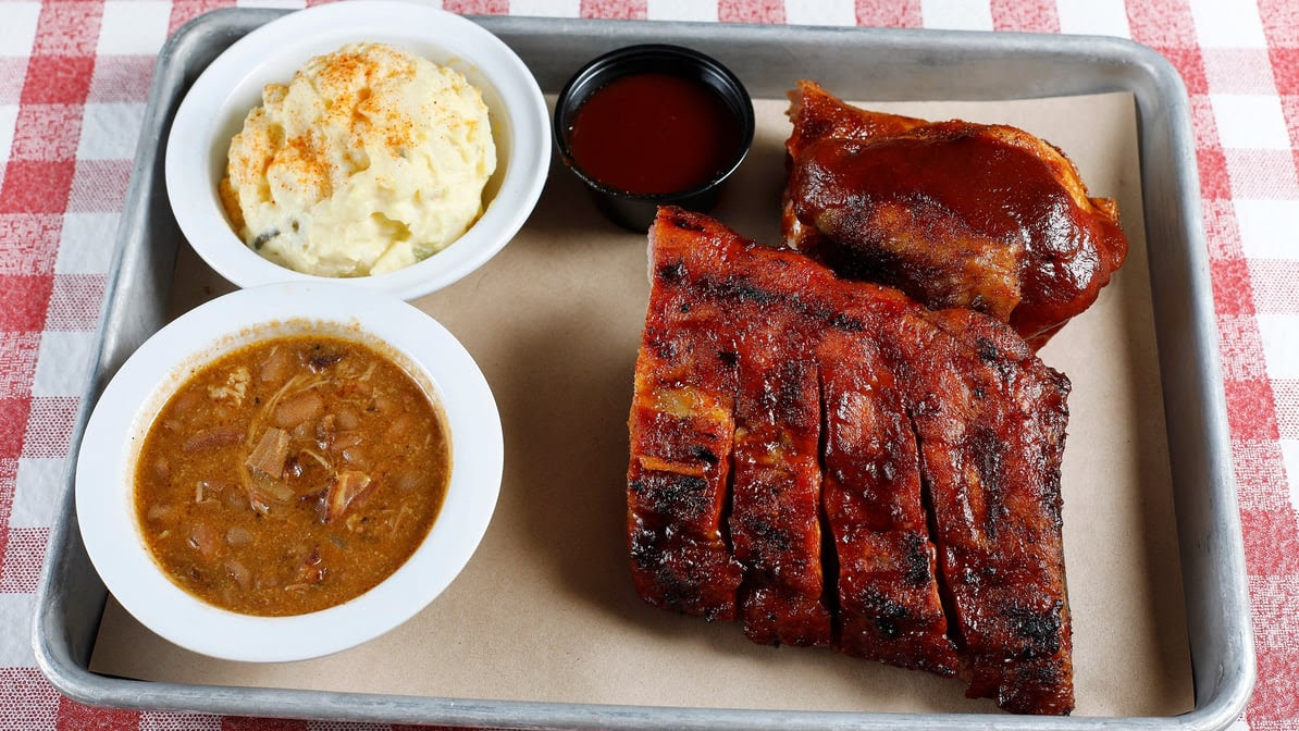 Armadillo Willy's BBQ by null