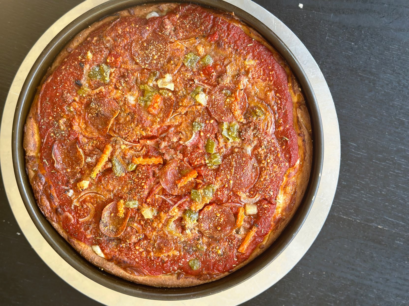 Lynn's Chicago Pizza by null