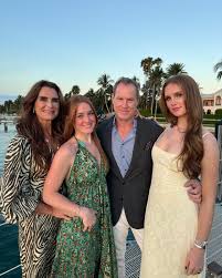 Brooke shields|Brooke Shields On Aging, Thriving And The Perk Of Empty Nest Life
