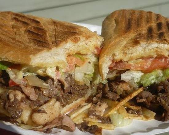 Lucy's Deliveries y Mas by null