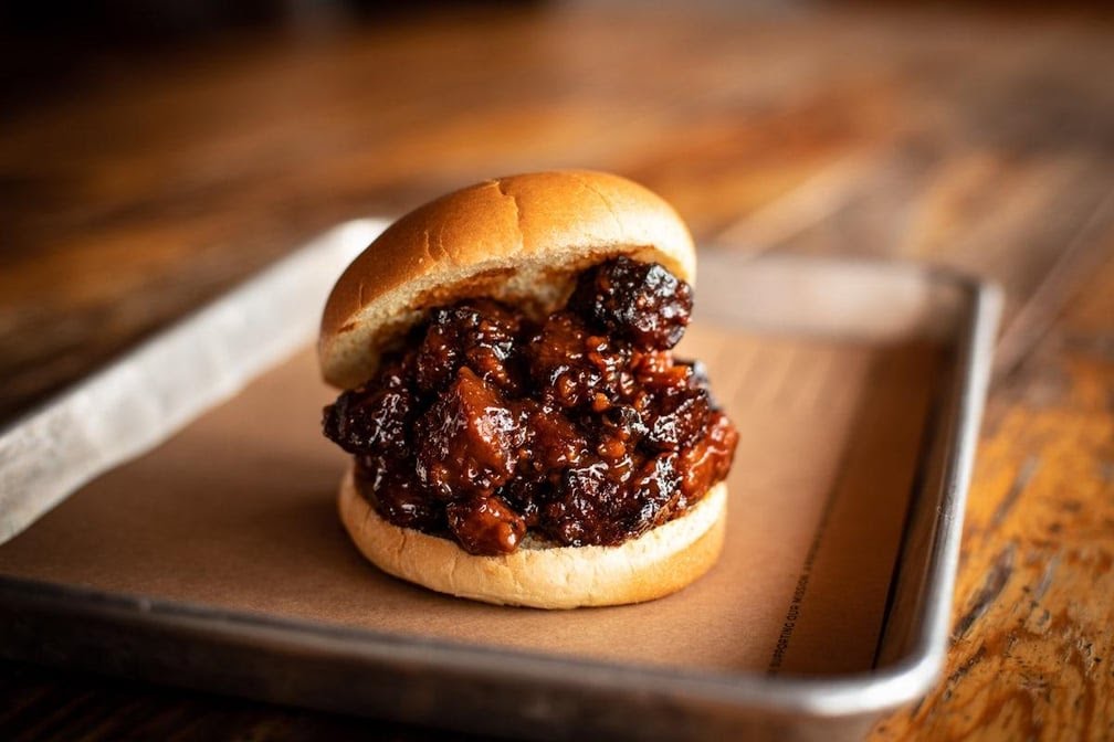4 Rivers Smokehouse by null