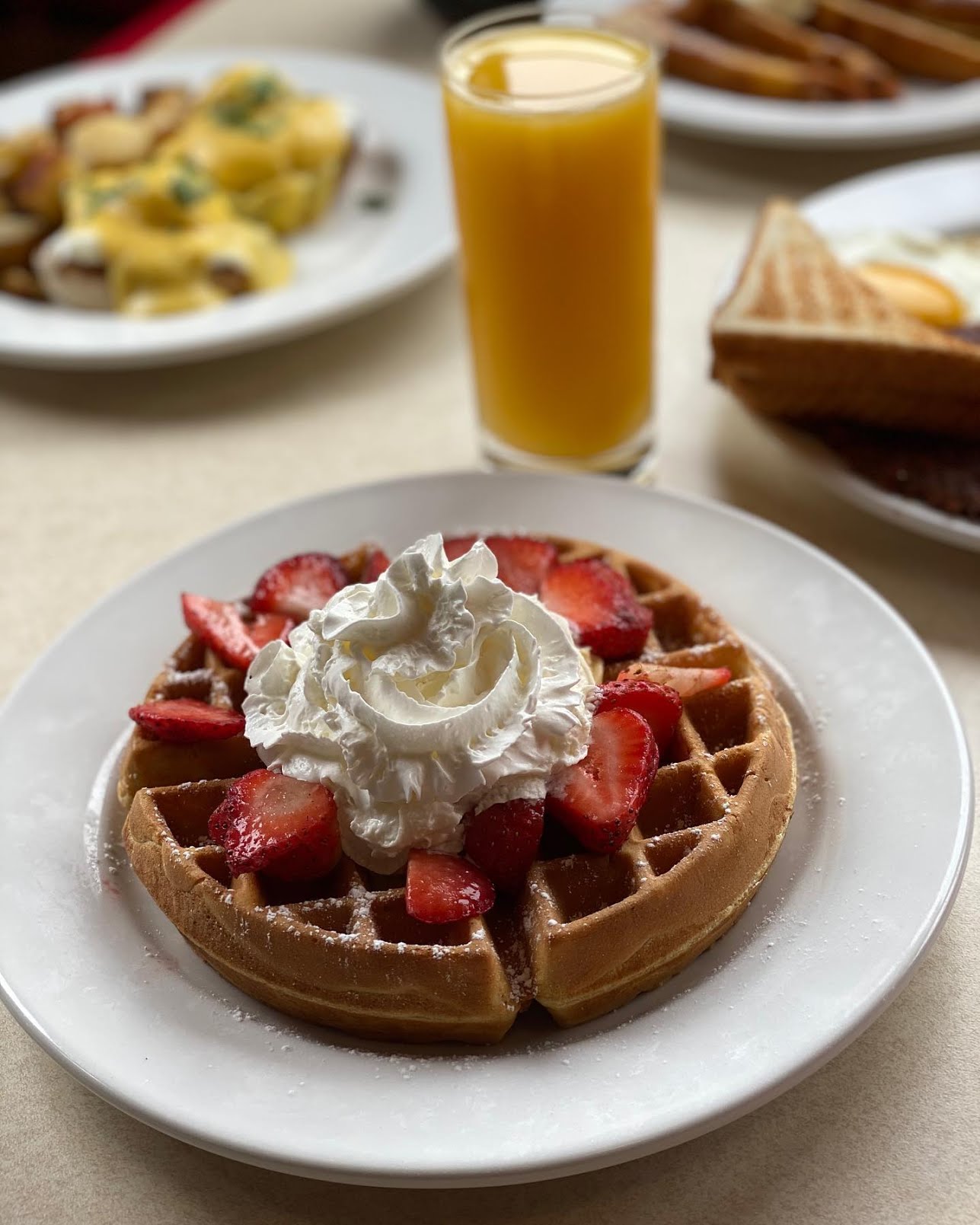 Miss Lorraine Diner by null