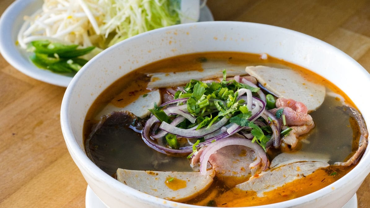 Tin at 180 Spear St by null