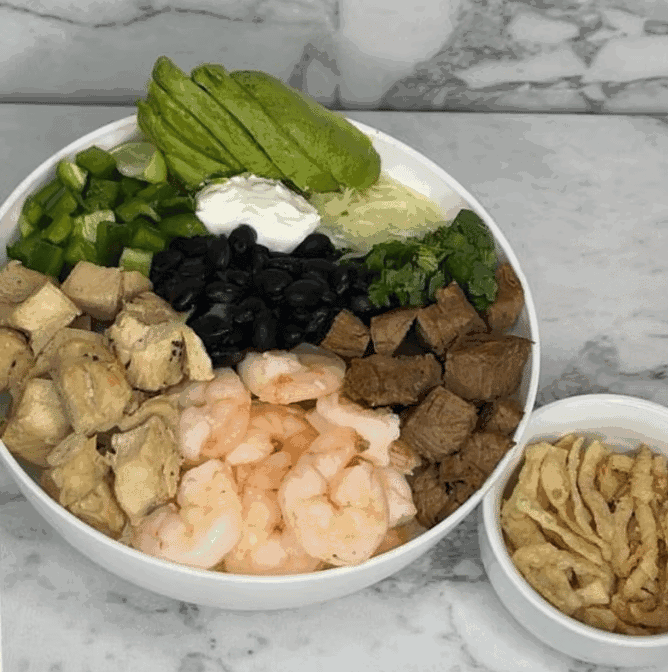 Bowls & Rolls by null