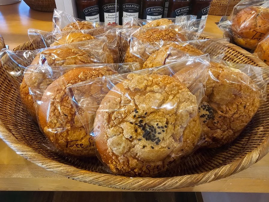 Tree Story Bakery & Cafe by null