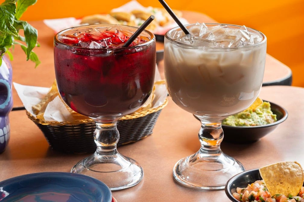 Iker's Tacos by null