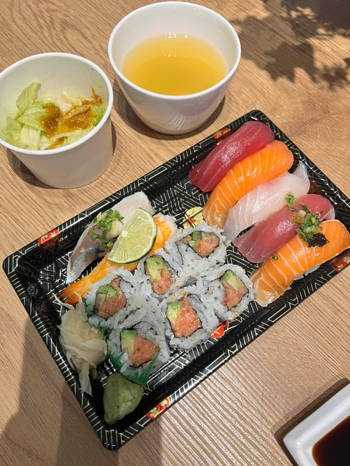 Sushi Yoshi by null