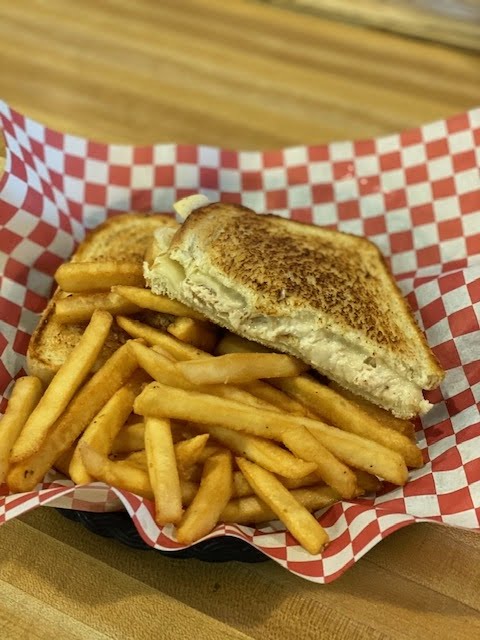 The Goose Pub & Eatery by null