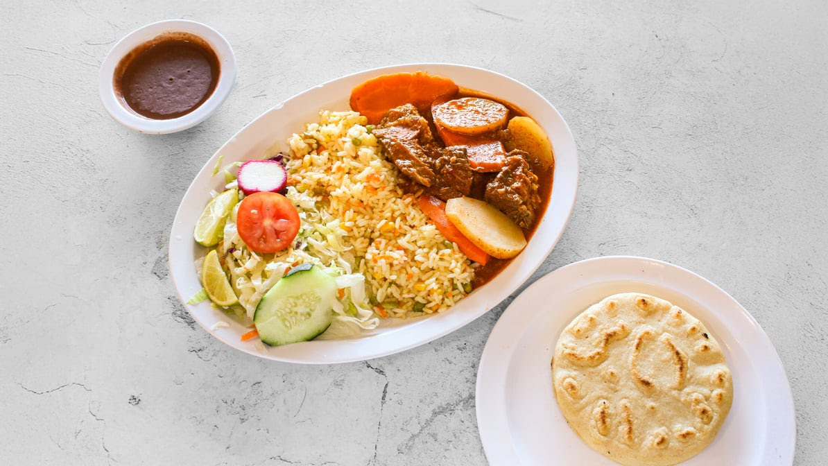 Restaurante Y Pupuseria La Ceiba by null