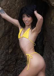 Eaaagwobaaaa cufrikbruekm ksx jpg x Bianca bangs
