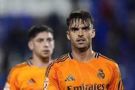 Isco apologized to real fans jpg x Spanish la liga standings
