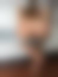 Girls spreading asshole wide|Spreading her ass cheeks wide Porn Pic - EPORNER