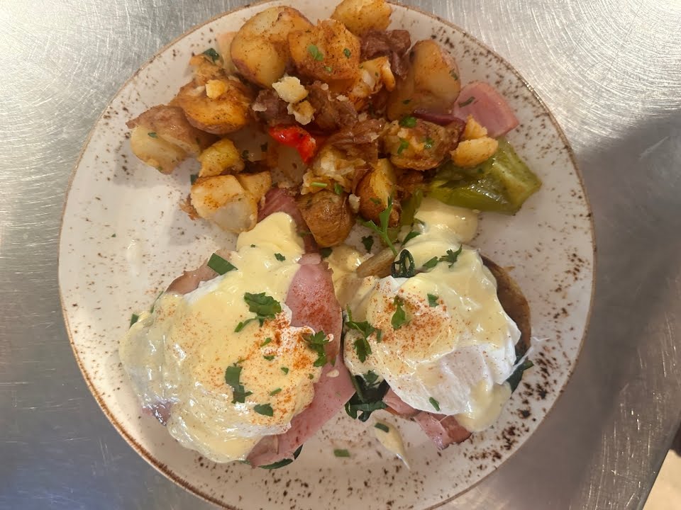 Los Gatos Parkside by null