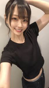 女性 貧乳|Inrecognizable の女性の身体と分離された貧乳の写真素材・画像素材 Image 38423029