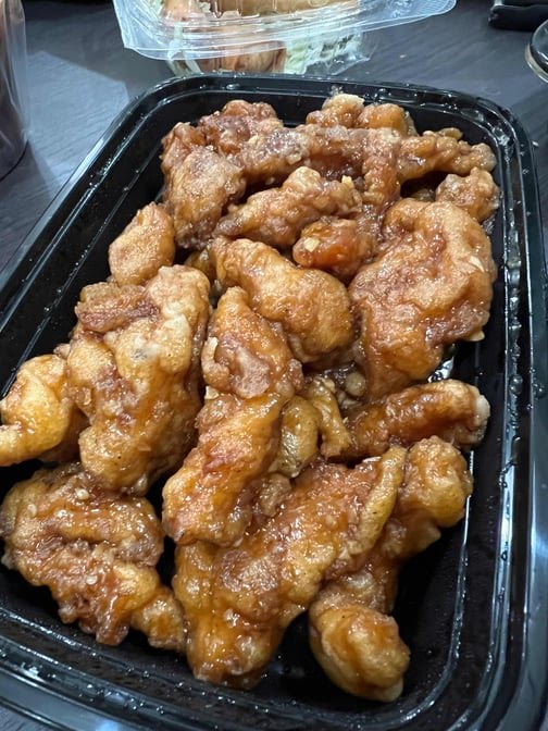 Lin's Kitchen by null