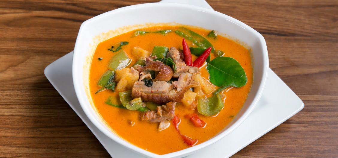 Royal Thai by null