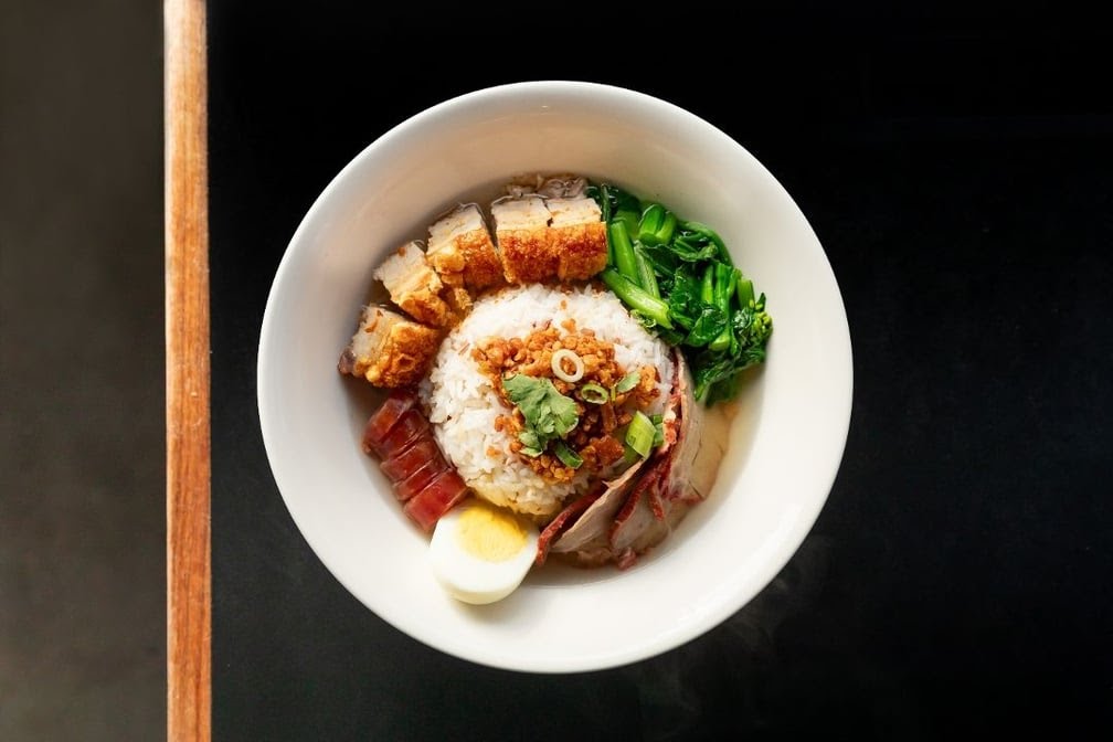 Khao Moo Dang by null