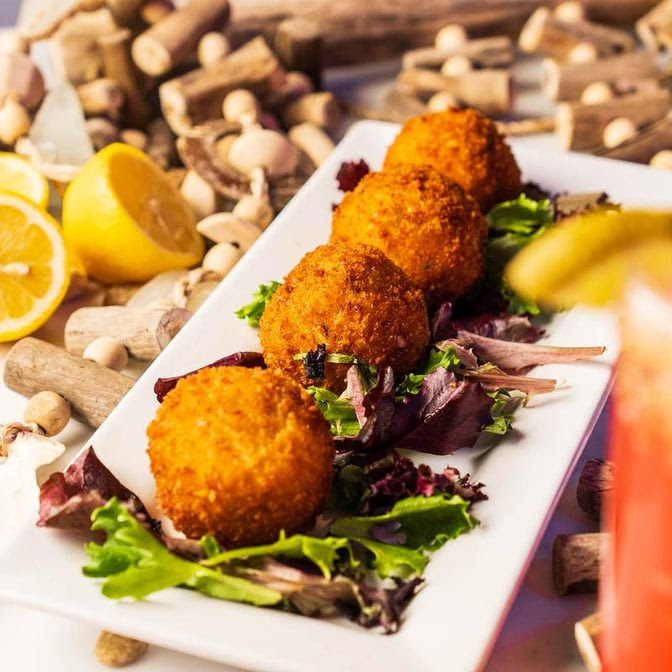 Sea Salt Seafood Howell Mill by null