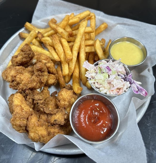 Creatwood Tavern & Rooftop by null