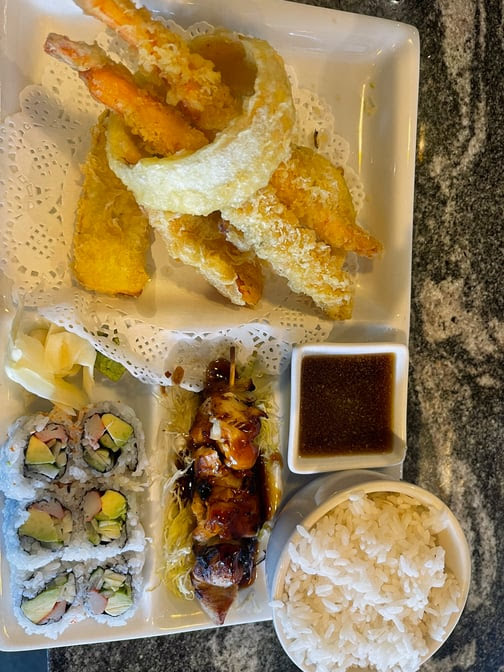 Kassai Sushi by null