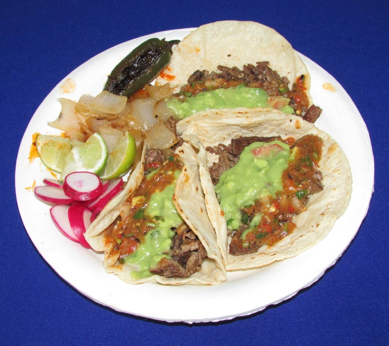 Tacos de Valle al carbón by null