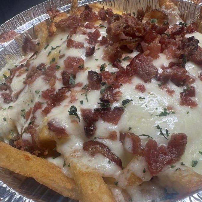 Little Lou's Pizza by null