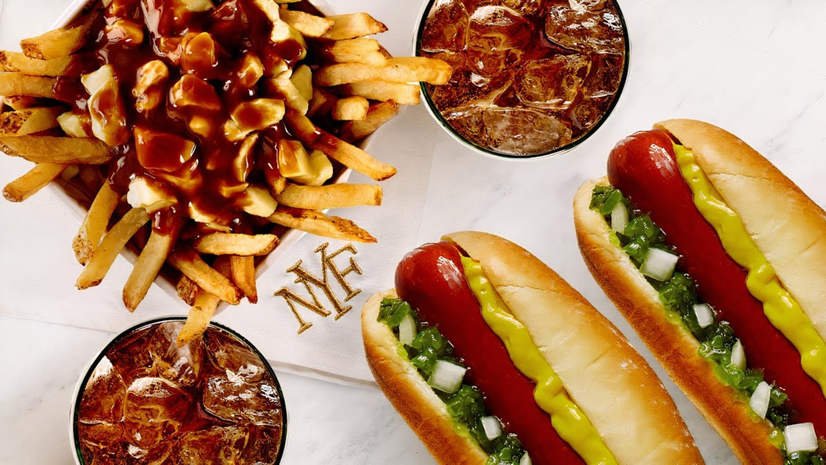 New York Fries Carrefour Laval by null