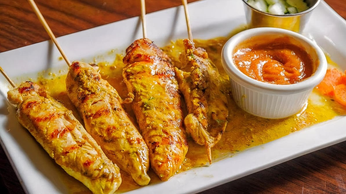Luv Thai Cuisine by null