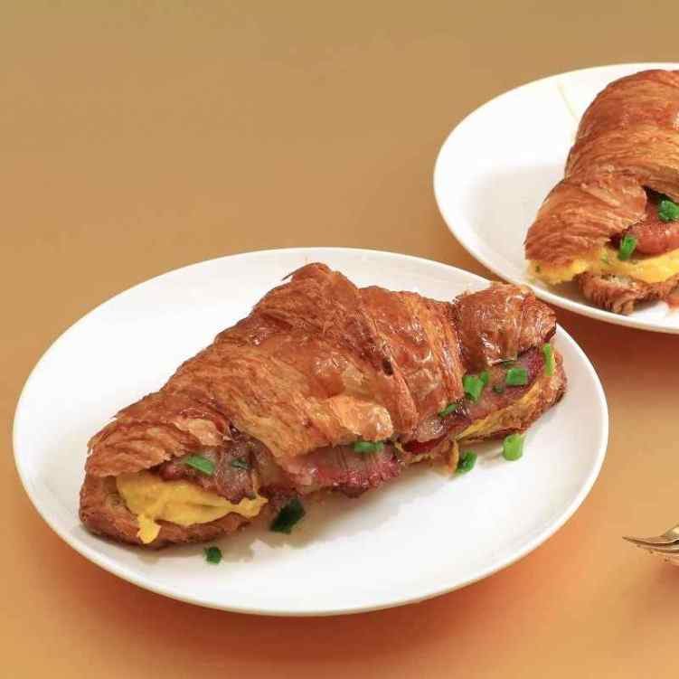 3 Sauces Hainam Chicken Rice 海南鸡饭 by null