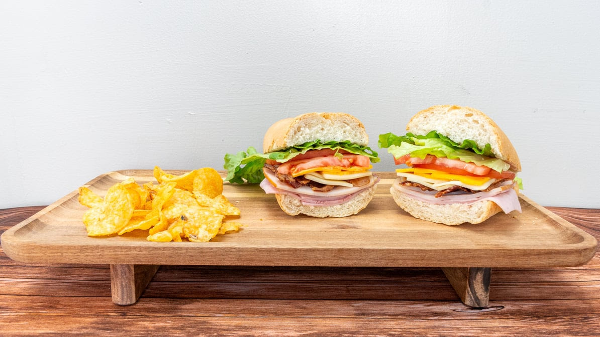 Rae's Sandwich Shoppe by null