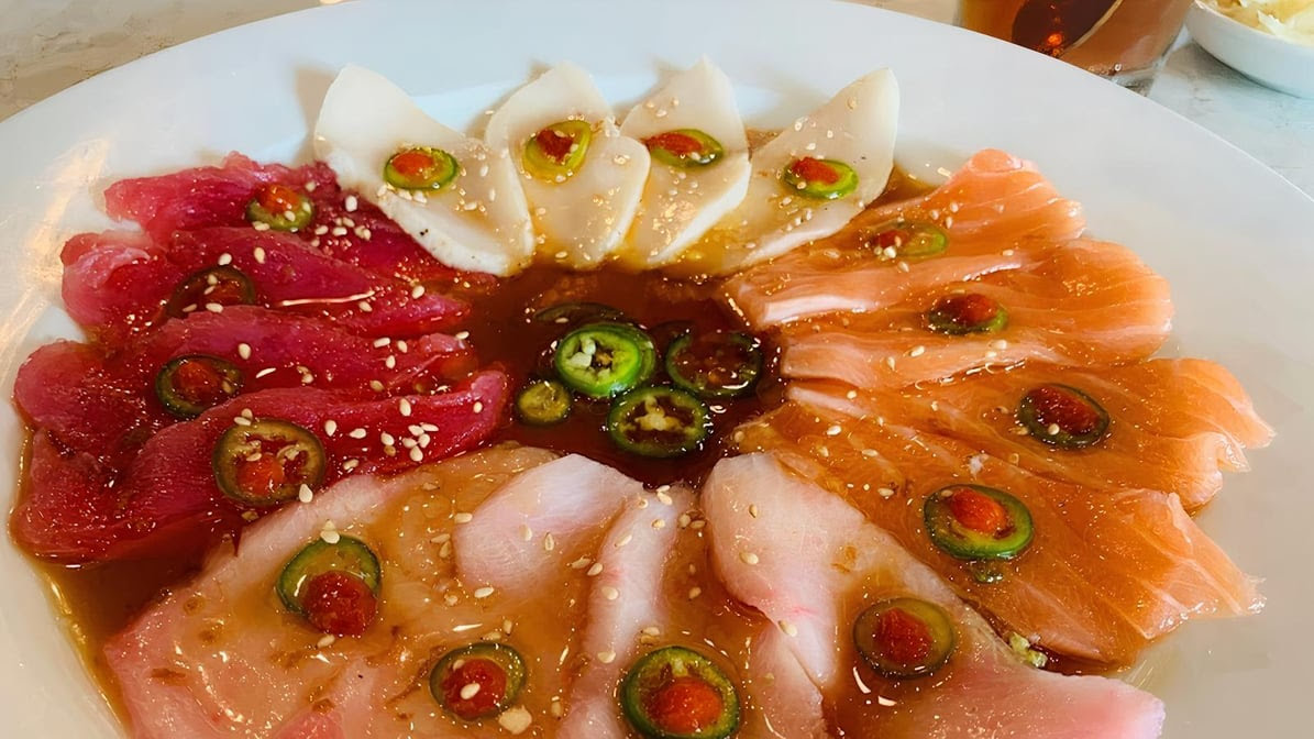 Oishii Sushi & Pan-Asian - Plano by null