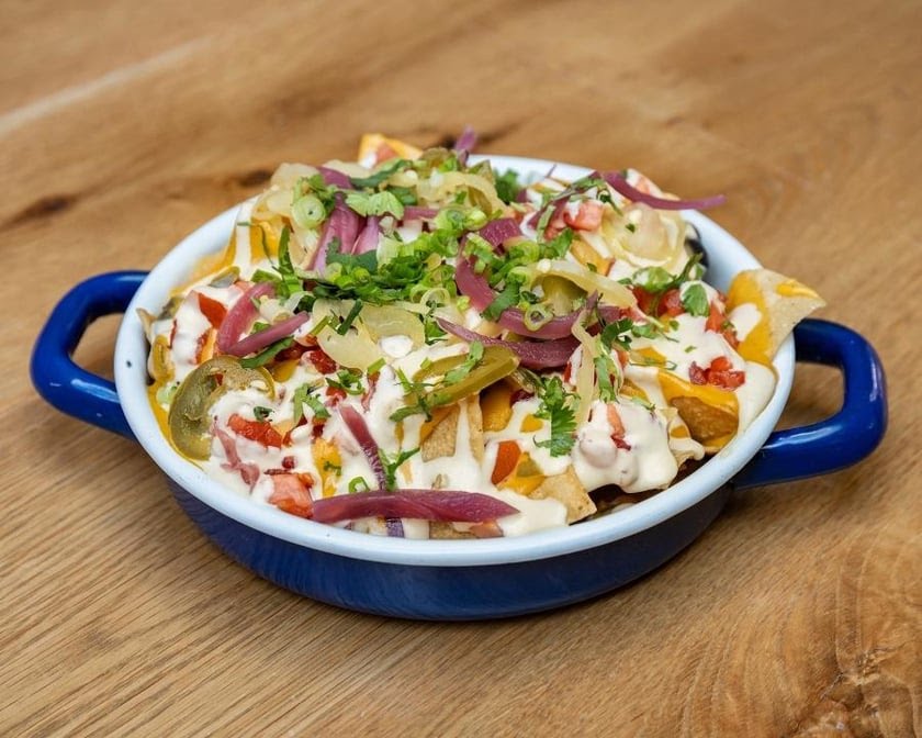 Lonesome Rose (Logan Square) by null