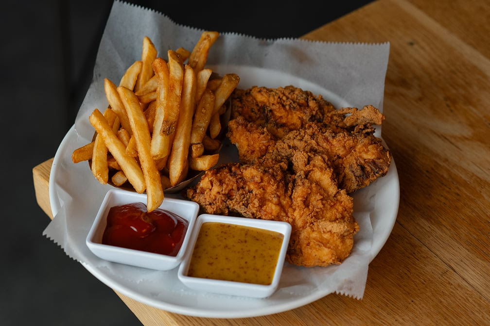 Howell's Kitchen and Bar by null