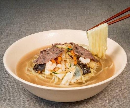 Paik's Noodle by null