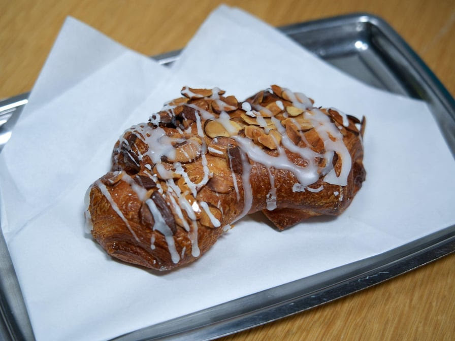 Dos Hermanos Cafe by null