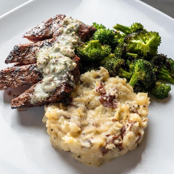 The White Oak Tavern by null