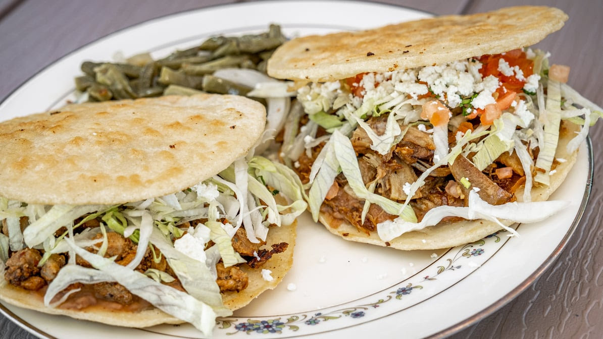 Taqueria Los Chilangos by null