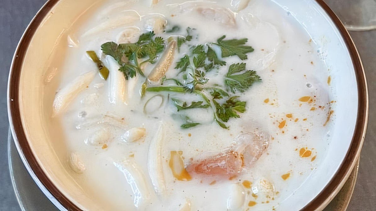 KIIN EXTRAORDINARY THAI by null