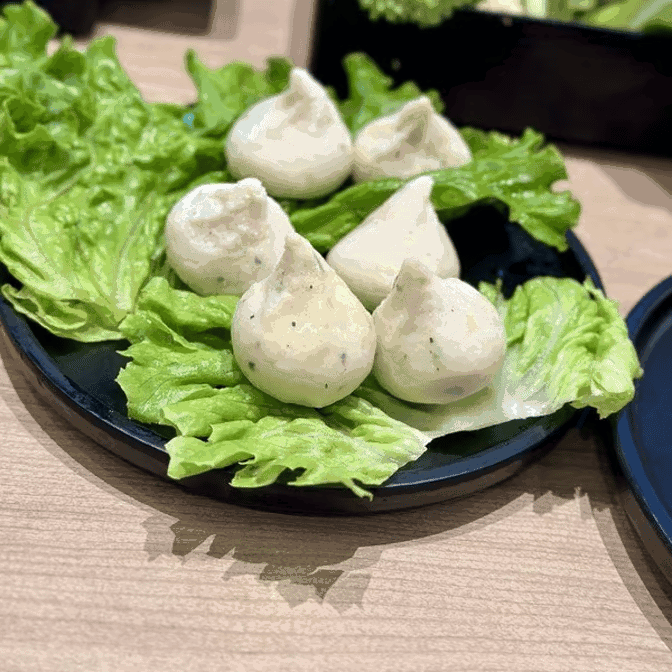 Mumu Hot Pot by null