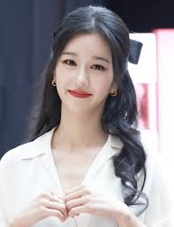 son ye jin fake nude|Song Ji-hyo - Wikipedia