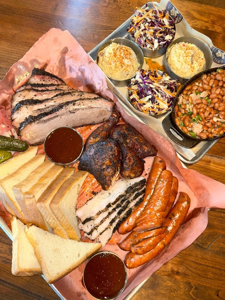 Jon's Grille by null