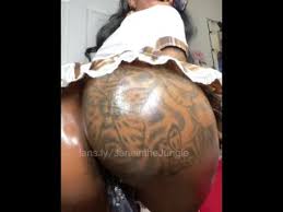 Eaftggaaaa hlfjiyjbdi zat jpg x Ebony riding dildo