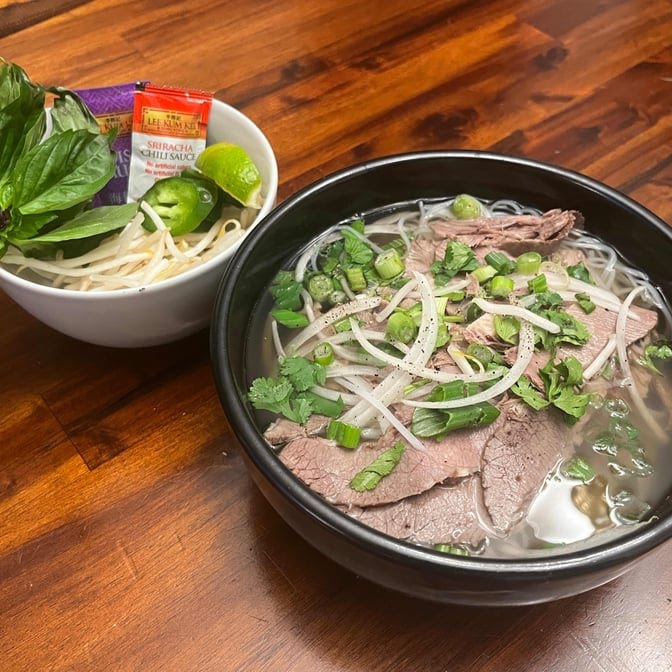 Lele East & West Thai Vietnamese Cuisine by null