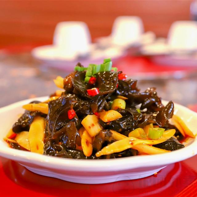 Delicious Chengdu by null