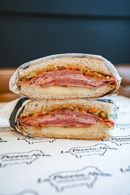 La Pecora Nera by null