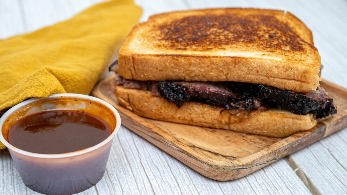 Gatlin's BBQ by null