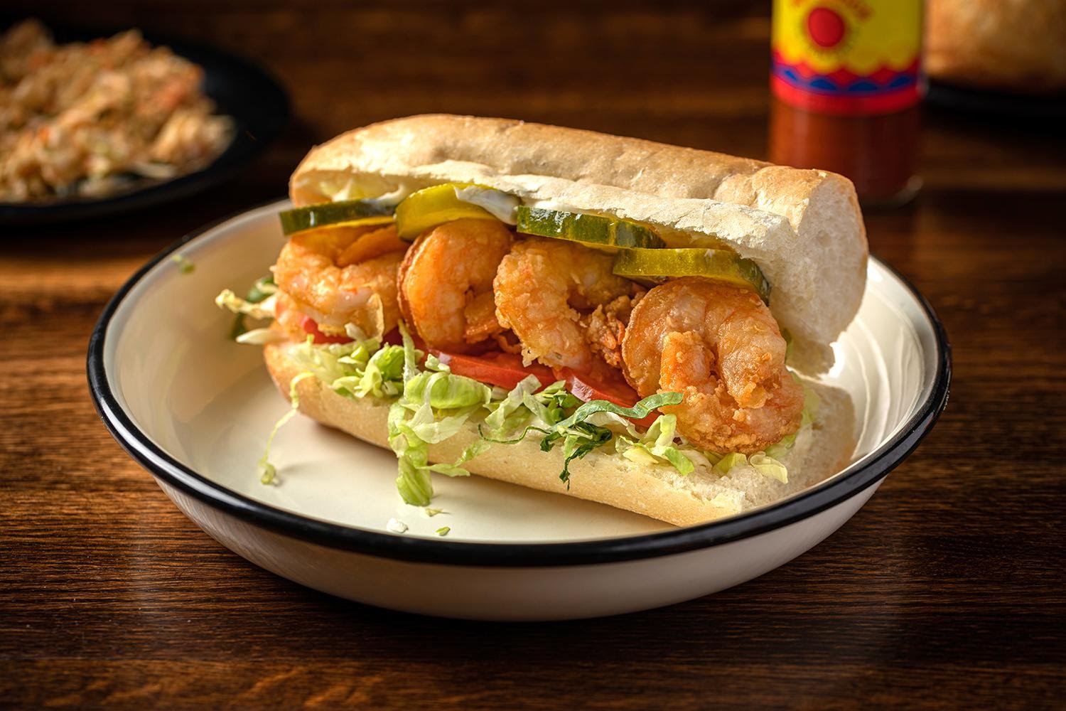 Daisy's Po-Boy and Tavern by null