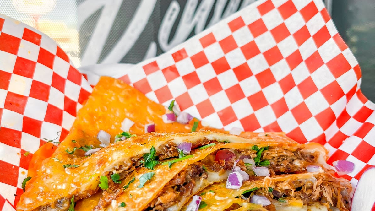 BIRRIA KINGS STREET TACOS & BEER by null
