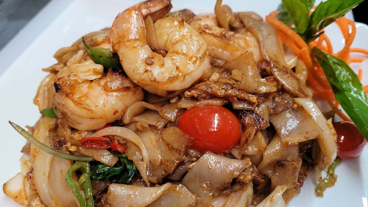 Cily Chicken Rice and Thai food by null